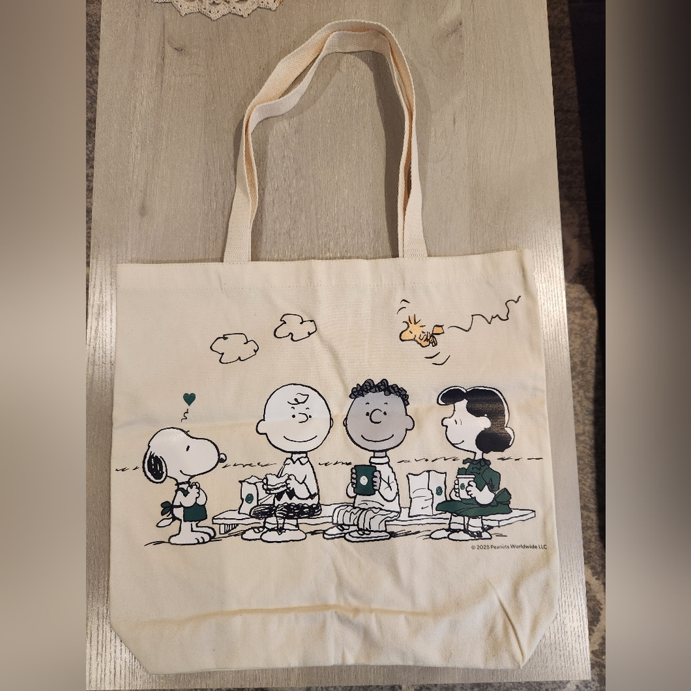 Starbucks Cream Tote Bag with Peanuts Design- Rare